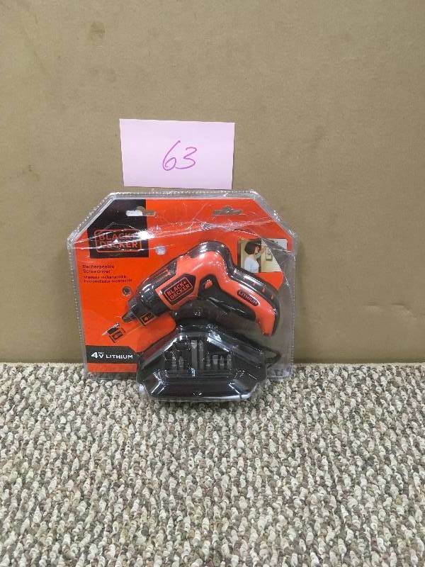 BLACKDECKER LI4000 4-Volt Lithium-Ion SmartSelect Screwdriver with Magnetic Screw Holder in open box never used