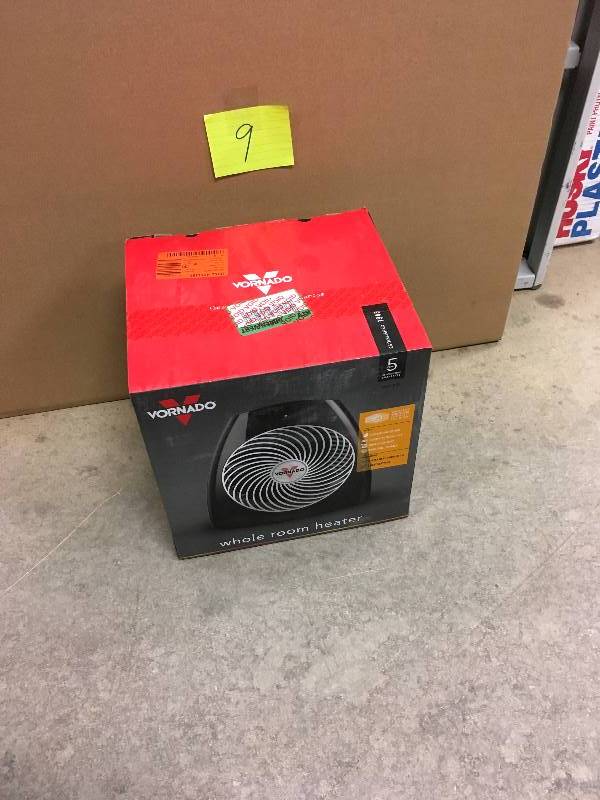 lot 9 image: Vornado MVH Whole-Room Heater not used
