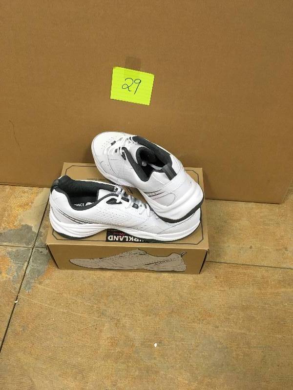 lot 29 image: Kirkland Signature Leather Mens Sneakers Classic Tennis Shoes  New