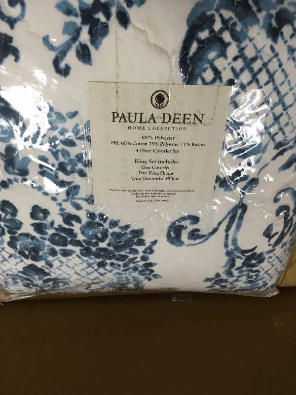 lot 65 image: Paula Deen Home Collection 4 Piece Coverlet Set King Set not used