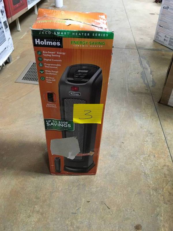 The Holmes Group Tower Ceramic Space Heater in working conditions