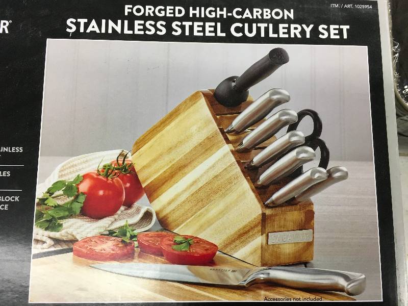 lot 225 image: SABATIER 10PC CUTLERY SET