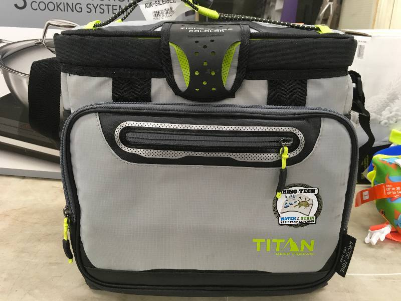 lot 217 image: TITAN 16 CAN COOLER