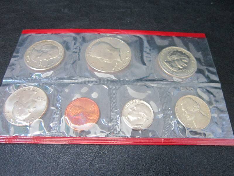 1980 US Mint Uncirculated Coin Set ...