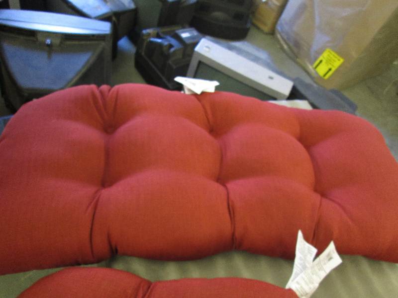 lot 32 image: Hampton Bay Chili Tufted Outdoor Se...