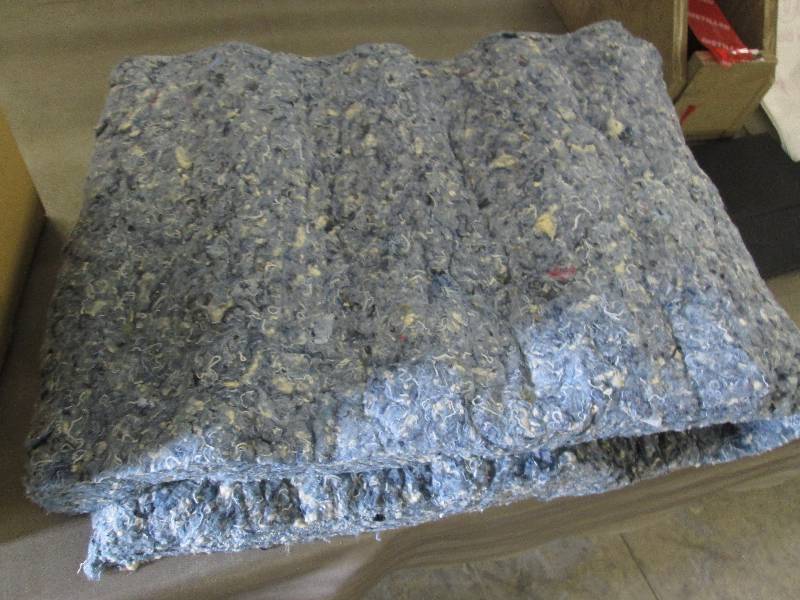 lot 135 image: Ultra-Touch 16 in. x 48 in. Denim I...