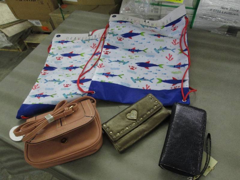 lot 175 image: 2 Wallets, 1 Small Purse, 2 Shark D...