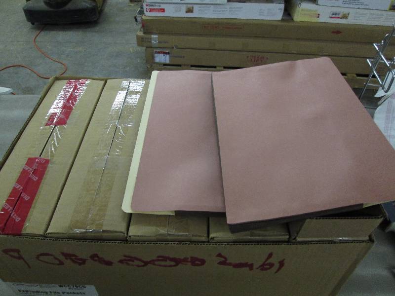 lot 261 image: Case of 5  Boxes of 10 Expanding Fi...