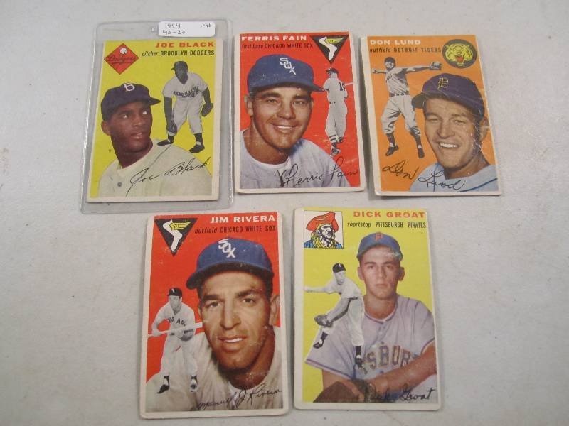 Lot of 5 - 1954 Topps Baseball Card...