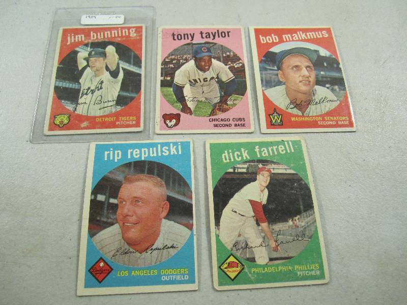 Lot of 5 - 1959 Topps Baseball Card...