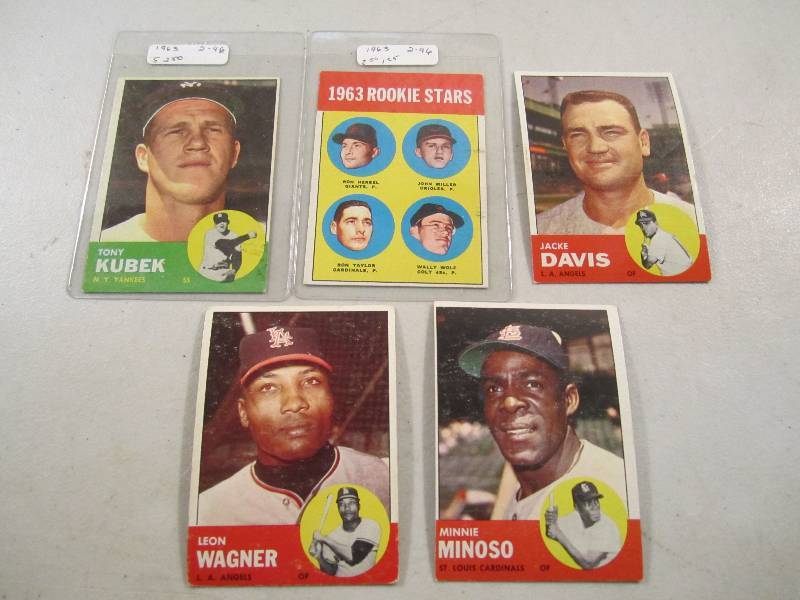 Lot of 5 - 1963 Topps Baseball Card...
