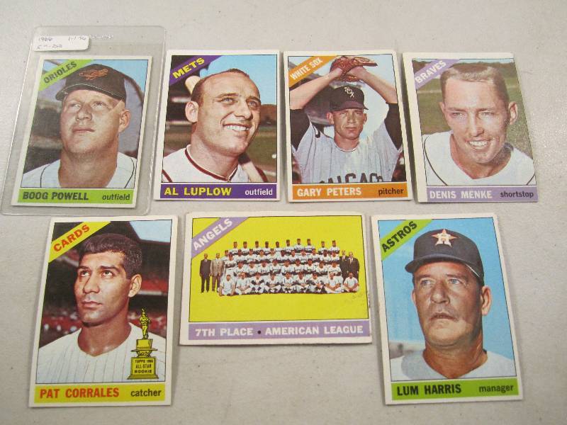 Lot of 7 - 1966 Topps Baseball Card...