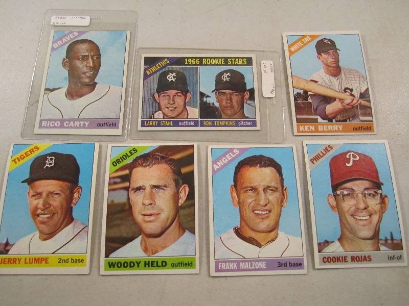Lot of 7 - 1966 Topps Baseball Card...