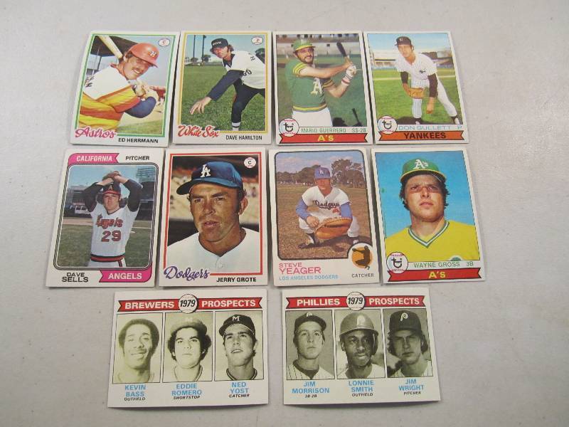 Lot of 10 Various 1970s Topps Base...