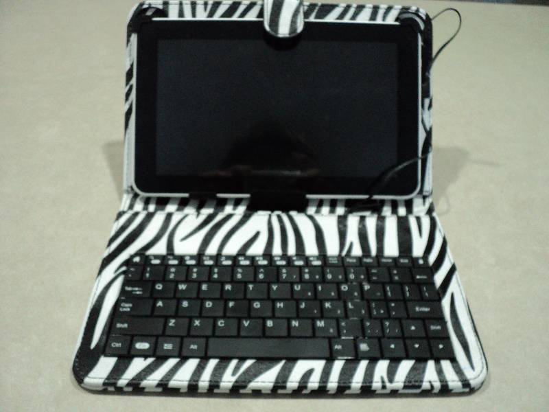 lot 41 image: Digital2 with keyboard - powers on ...