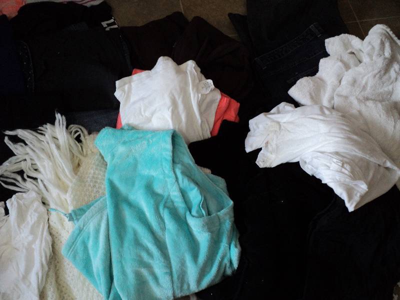 lot 51 image: Womens clothing, bath robes, pants...