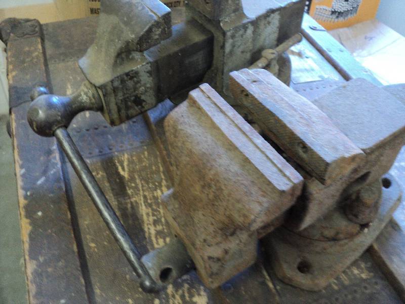 lot 79 image: 2 vise grips...