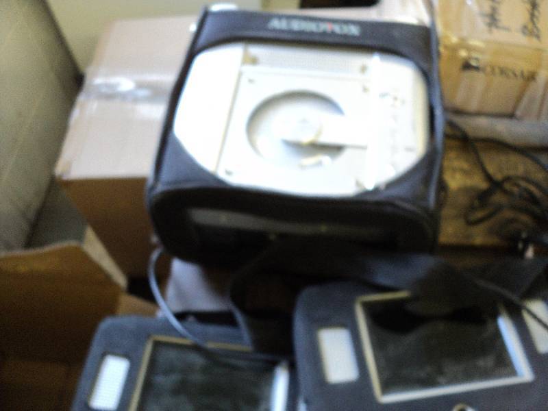 lot 87 image: Audio Vox...