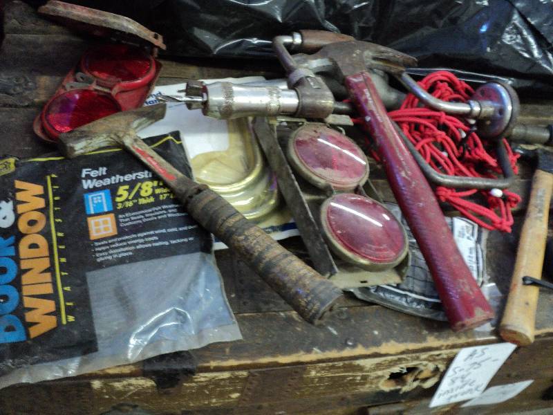 lot 95 image: All tools pictured...