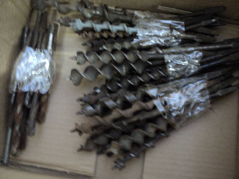 lot 104 image: All tools pictured...