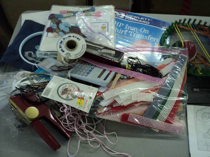 lot 132 image: Crafts - see all pics...