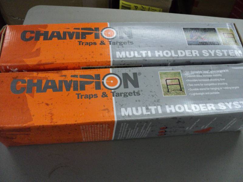 lot 170 image: Set of 2 champion traps and targets...