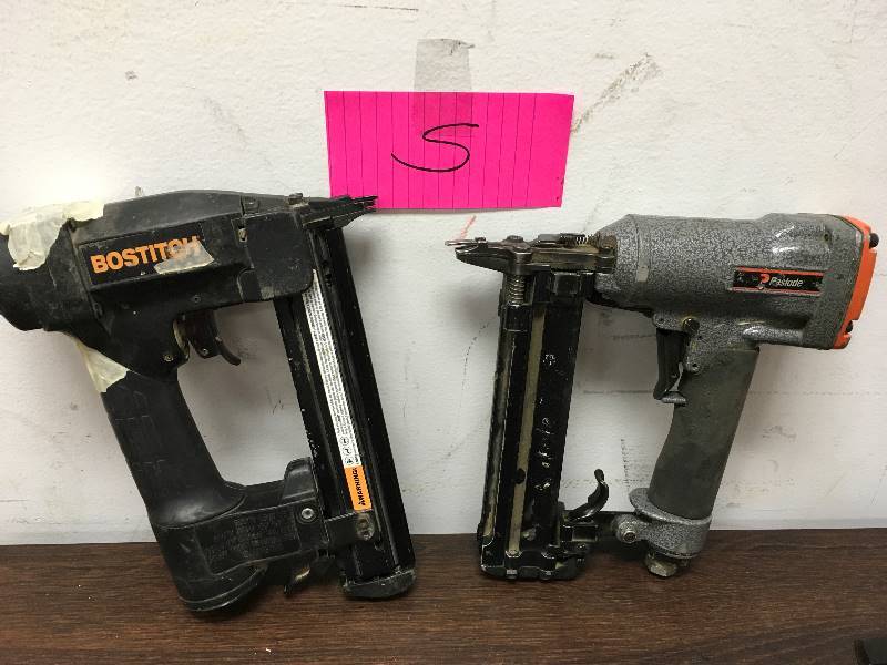 lot 5 image: Bostitch and paslode Air Pneumatic Finish Stapler  Lot of 2 in working conditions