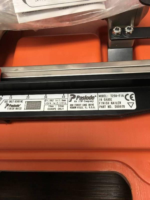 lot 19 image: Paslode T250A-F16 16 GA ANGLED FINISH AIR NAILER in like New conditions