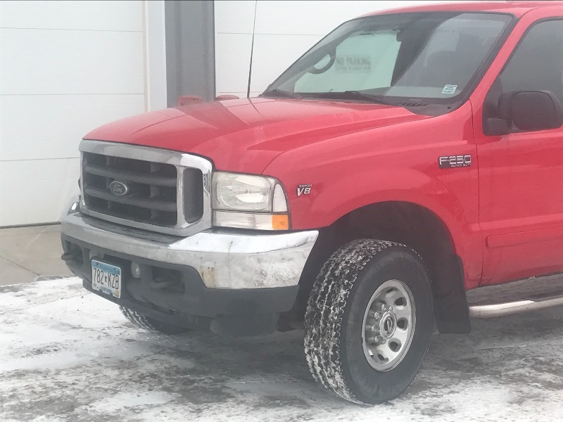 lot 1 image: 2002 Ford F.250 Super Duty
