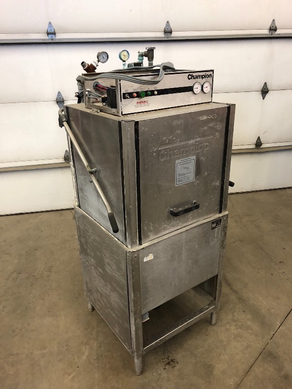 lot 69 image: Commercial NSF-Certified Dishwasher...