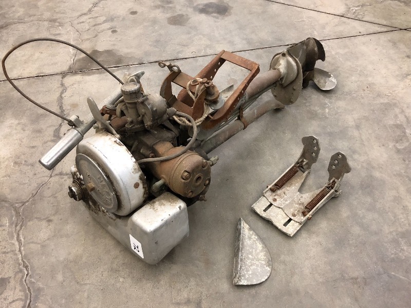 lot 72 image: Vintage Neptune Outboard Motor ...