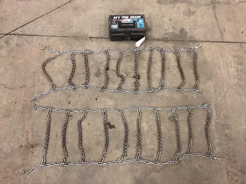 lot 32 image: ATV Tire Chain Set---See Pictures F...