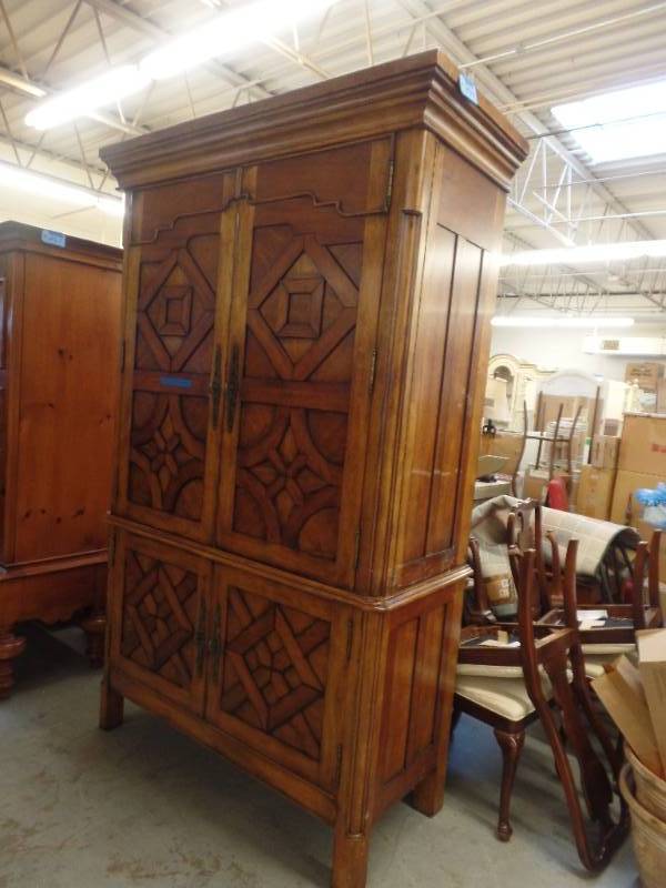 lot 206 image: GORGEOUS ENTERTAINMENT ARMOIRE