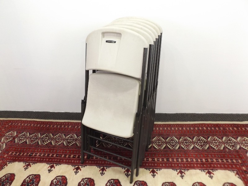 lot 5 image: 6 - LIFETIME Model 2803 Contoured Folding Chairs