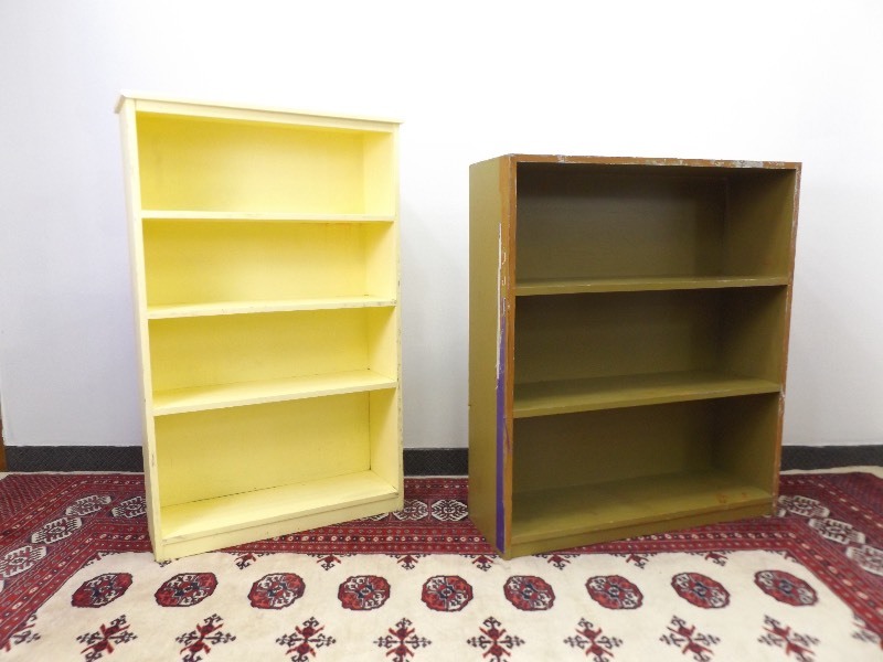 lot 9 image: 2 Solid Wood Shelves