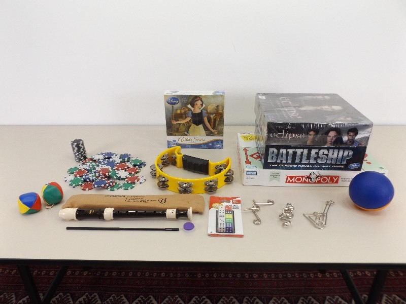 lot 28 image: Lot of NIB etc. Games, Puzzles, Instruments, etc.