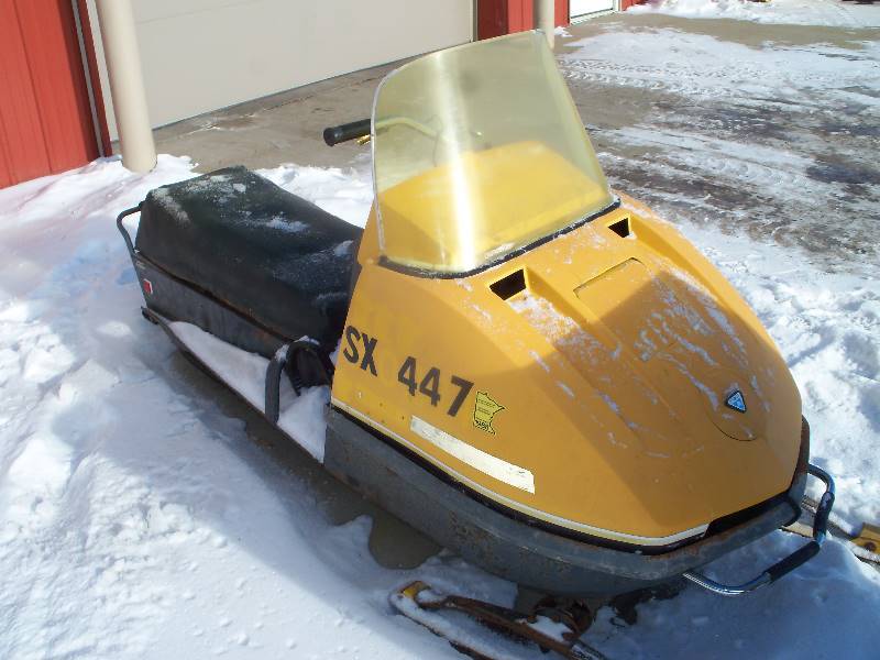 lot 10 image: VINTAGE SKI DOO OLYMPIC 300