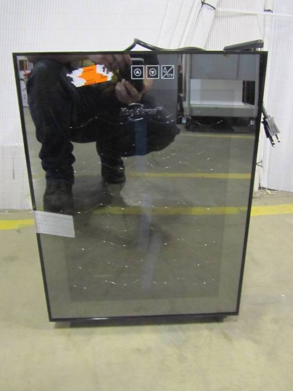lot 41 image: Koolatron 20-Bottle Wine Cellar