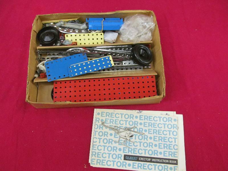 lot 97 image: vintage erector set