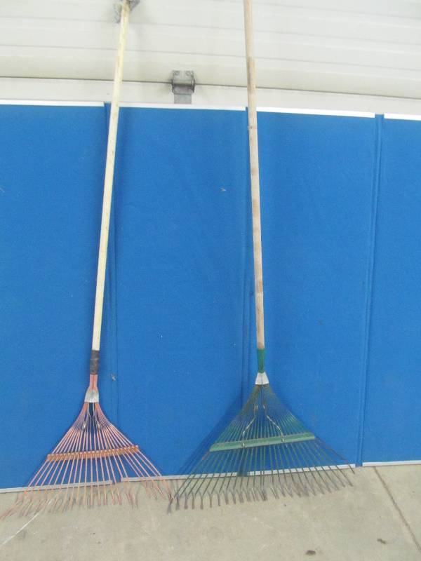 lot 152 image: leaf rakes