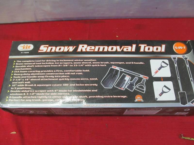 lot 158 image: Illinois Industrial tool