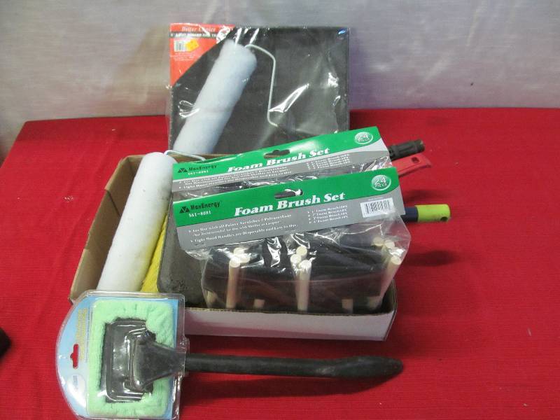 lot 185 image: painting supplies