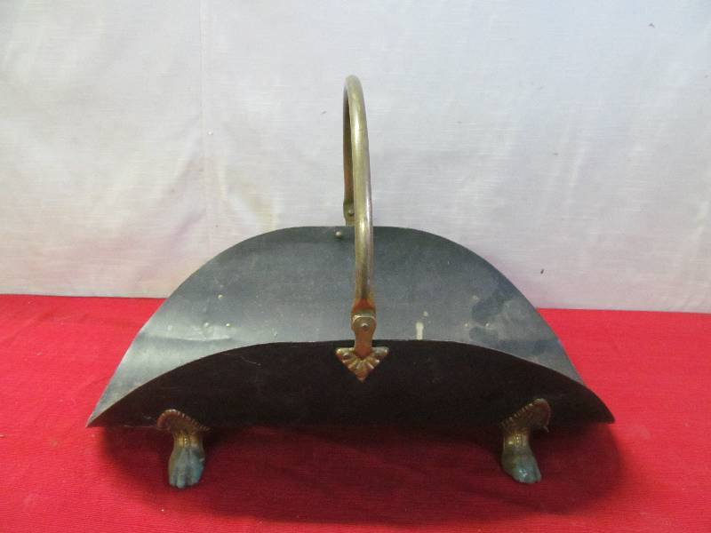 lot 265 image: firewood holder