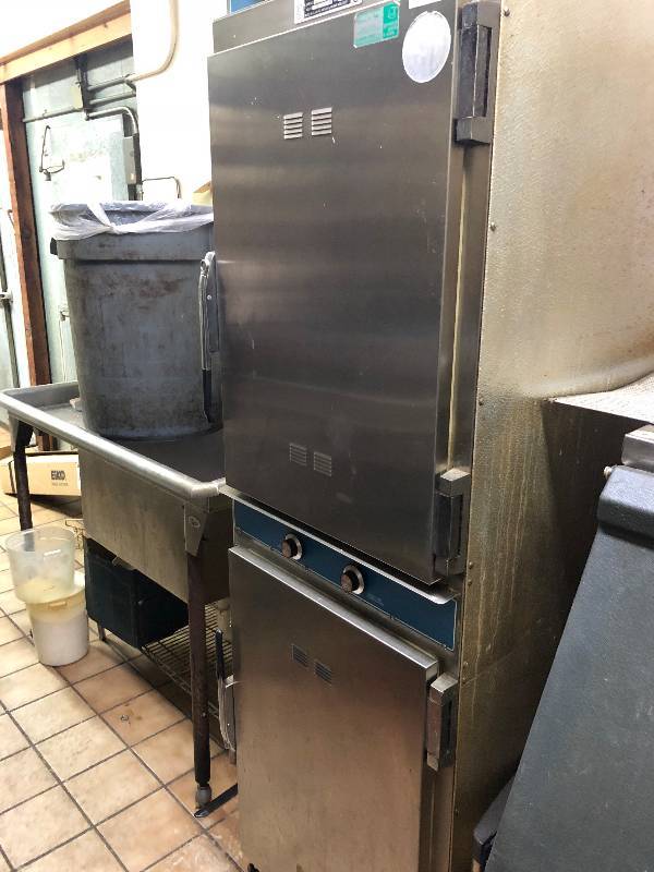 Alto Shaam Cook and Hold Oven