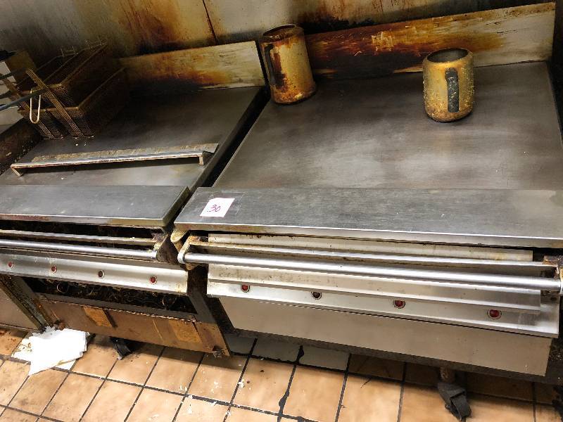 2 Wolf Flat Grills