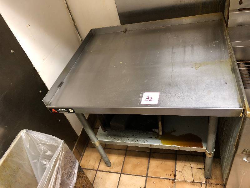 Aero Stainless Steel Table with Shelf