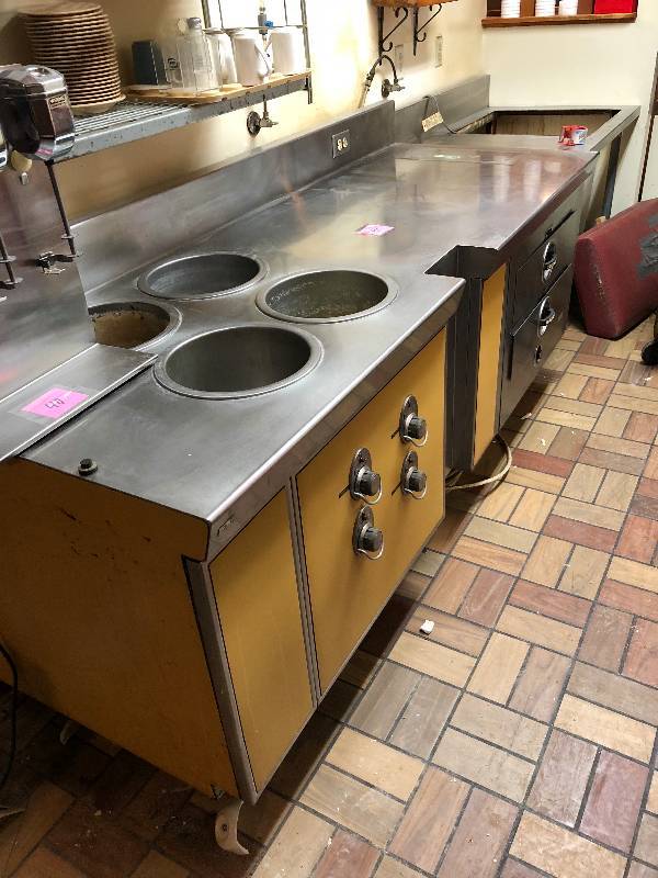 Toastmaster Warming Table