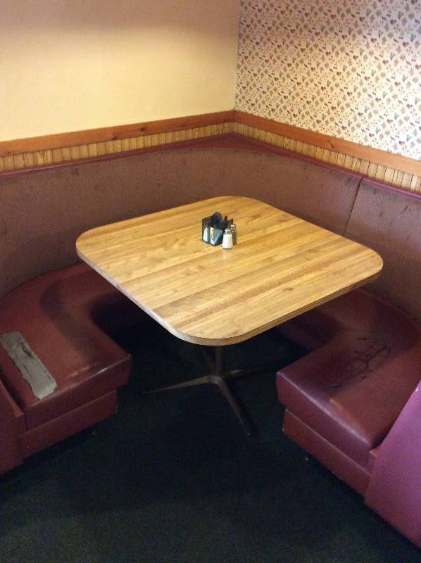 Booths & Tables Package