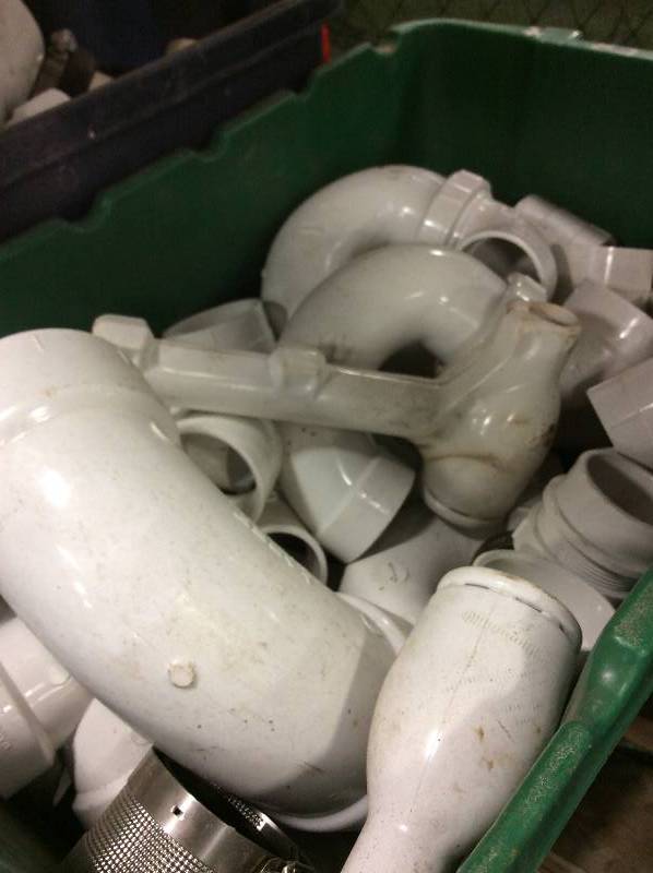 lot 25 image: misc. pvc pipe fittings