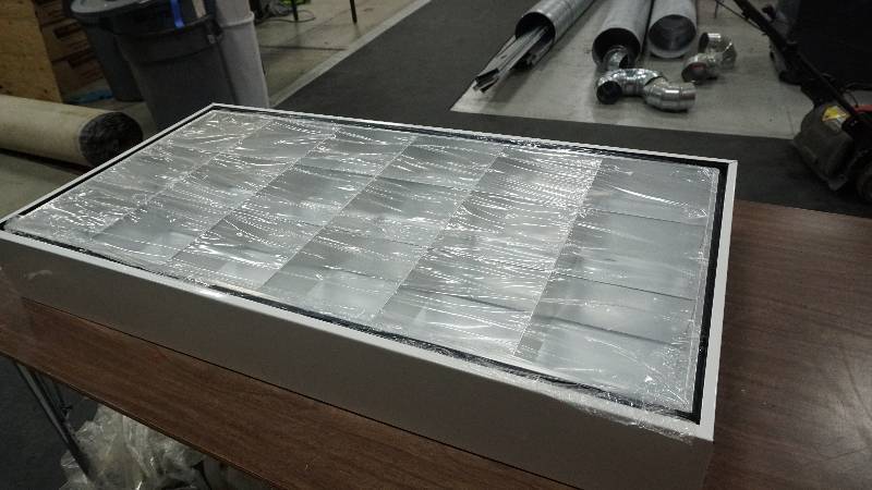 lot 57 image: overhead fluorescent light